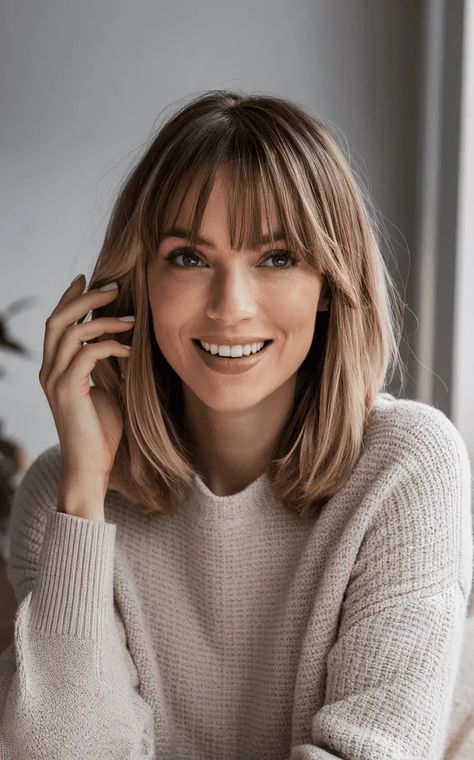 Blonde Bob With Fringe, Mid Length Hair With Bangs, Bob Cut Styles, Rich Brunette Hair, Fine Hair Bangs, Soft Blonde Hair, Bobs For Round Faces, Dark Brunette Hair, Bangs For Round Face