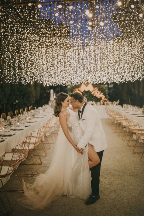 Twinkle Lights Wedding Indoor, Ceiling Decor For Wedding, Fairy Lights Wedding Reception, Wedding Chandeliers, Reception Theme, Chandelier Table, Starry Wedding, Open Air Wedding, Hall Decorations