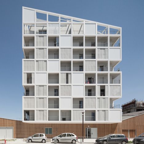 Antonini Darmon's housing in Nantes presents a patchwork of solids and voids Elevation Ideas, Collective Housing, Arch House, Apartment Architecture, Social Housing, Salou, Architecture Exterior, Facade Architecture, Canopies