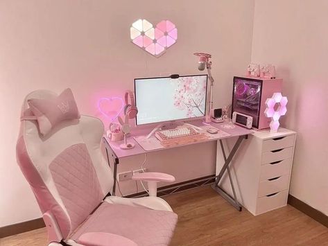 Pink Aesthetic Workspace, Pink Gamer Girl Aesthetic, Gaming Room Setup Aesthetic, Games Room Inspiration, Gamer Setup, Mouse Gamer, Gamer Room Decor, Video Game Room Design, Gaming Room Setup