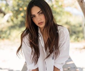 Image by Aleja Joanna Marie, Brown Hair, We Heart It, Lost, Long Hair Styles, Instagram Post, Instagram Posts, Hair Styles, Hair