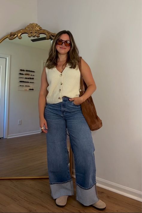 a.n.a Womens Highest Rise Wide Leg … curated on LTK Mom Style Midsize, Midsize Wide Leg Jeans Outfit, Jeans Midsize, Outfits With Wide Leg Jeans, Wide Leg Jean Outfits, Update Wardrobe, Chubby Style, Wide Leg Outfit, Wide Leg Jeans Outfit