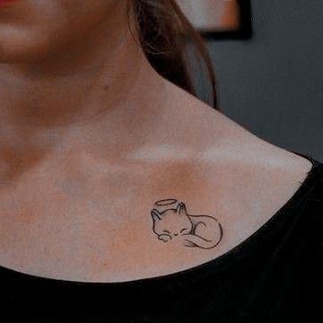 Cat Collarbone Tattoo, Burmese Cat Tattoo, In Memory Cat Tattoo, Cat Lover Tattoo Minimalist, Cat Rememberance Tattoo, Tattoo Ideas For Cats That Have Passed, Cat Tattoo Designs Memorial, Mini Tattoos Cat, Minimal Tattoo Cat