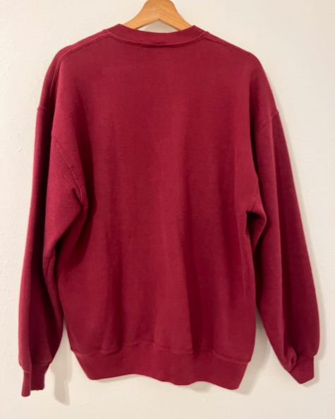 maroon crewneck sweatshirt Brand: Russell Athletic Size: XL Retails: $30 Price: $12 Fit: Fits like size L Condition: Excellent Original Russell Tags 50% cotton 50% polyester DM for details!! 🫶🏼 Maroon Crewneck, Branded Sweatshirts, Russell Athletic, Crewneck Sweatshirt, Crew Neck Sweatshirt, Conditioner, Crew Neck, Sweatshirts, Tags