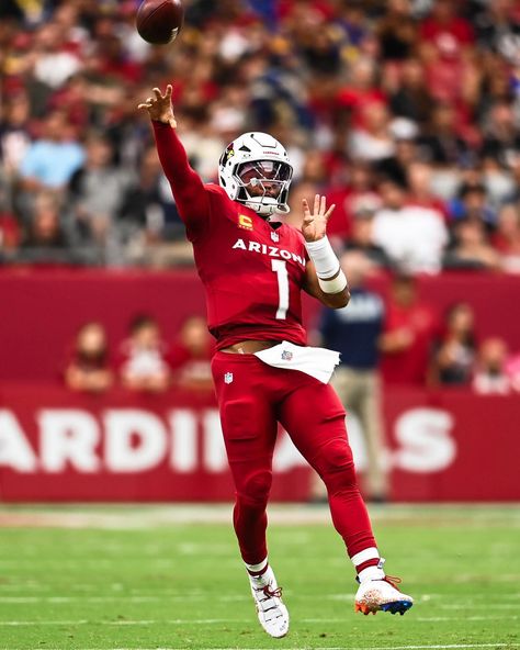 Arizona Cardinals | @k1 playing darts 🎯 | Instagram Az Cardinals, Cardinals Football, Boomer Sooner, Best Jdm Cars, Nfl Arizona Cardinals, Phoenix Suns, Football Outfits, Arizona Cardinals, Cardinals