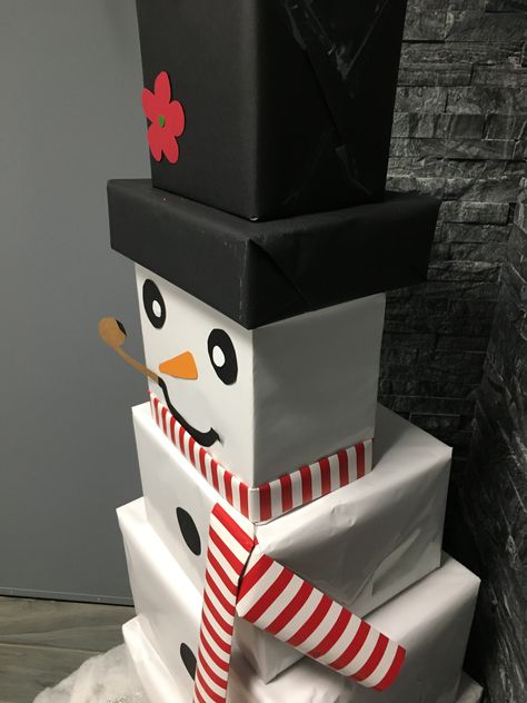 Snowmen Gift Tower, Snowman Gift Tower, Snowman Presents Tower, Box Snowman, Snow Man Gift Boxes, Snowman Gift Boxes Stackable, Small Snowman, Gift Towers, Snowman Gifts