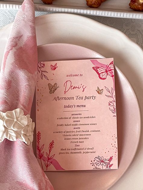 Pink Brunch Birthday Party, Pink Brunch Theme, Birthday Brunch Pink Theme, Shades Of Pink Birthday Dinner, Pink Brunch, Rose Gold And Pink Birthday Brunch Invitations, Dinner Party Table Settings, Dinner Party Table, Cute Birthday Ideas