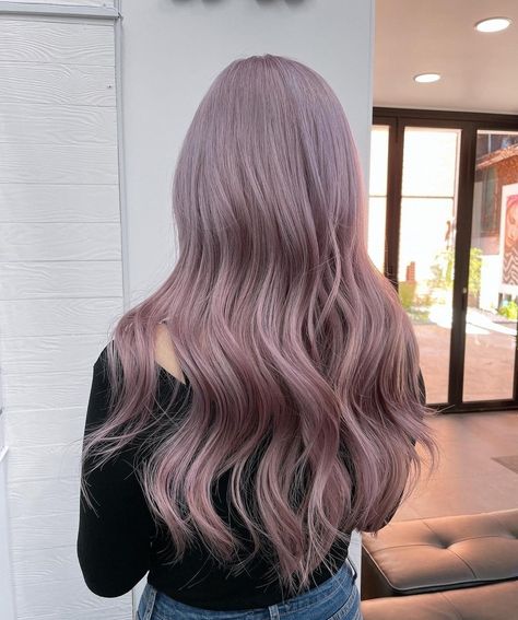 Lavender Greige Hair, Lavender Ash Hair, Muted Purple Hair, Dusty Purple Hair, Pink Lavender Hair, Lavender Hair Highlights, Japan Hair Color, Dusty Rose Hair Color, Ash Purple Hair