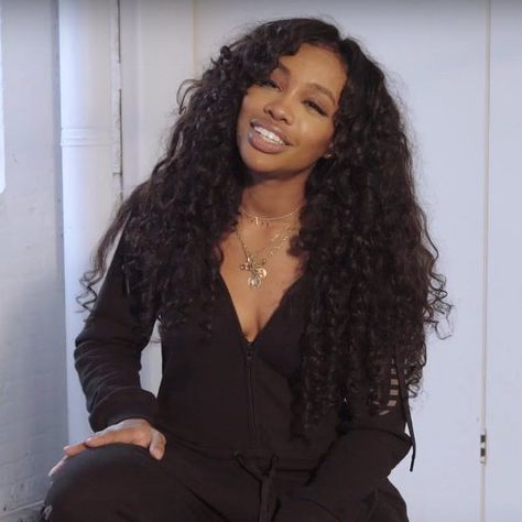 Sza Hair, Fav Celebs, Black Girls Hairstyles, Black Is Beautiful, Hair Goals, A Black, Singers, Girl Hairstyles, Curly Hair