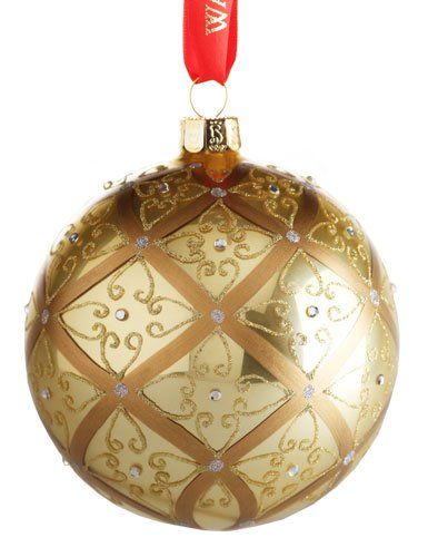 Waterford Holiday Heirlooms Gold Ball Christmas Ornament- Large Celtic Scroll Gold High Fashion, Waterford Ornaments, Handpainted Christmas Ornaments, Heirloom Ornaments, Christmas Glass Ornaments, Tree Growing, Vintage Decorations, Yankee Candles, Designer Names