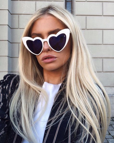 Dreamy Hair, Glam Slam, Girl With Sunglasses, Pretty Hair, Pretty Hairstyles, Rapunzel, Cat Eye Sunglasses, Hair And Nails, Hair Inspiration