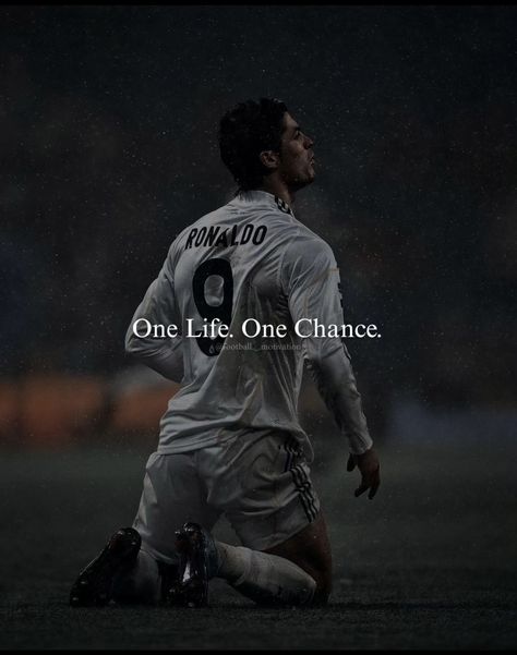 Ronaldo With Quotes, One Life One Chance Wallpaper, Get Up Early Motivation, Cr7 Quotes Wallpaper, Ronaldo Motivation Wallpaper, Mentality Aesthetic, Ronaldo Motivational Quotes, Cr7 Quotes, Mentality Quotes