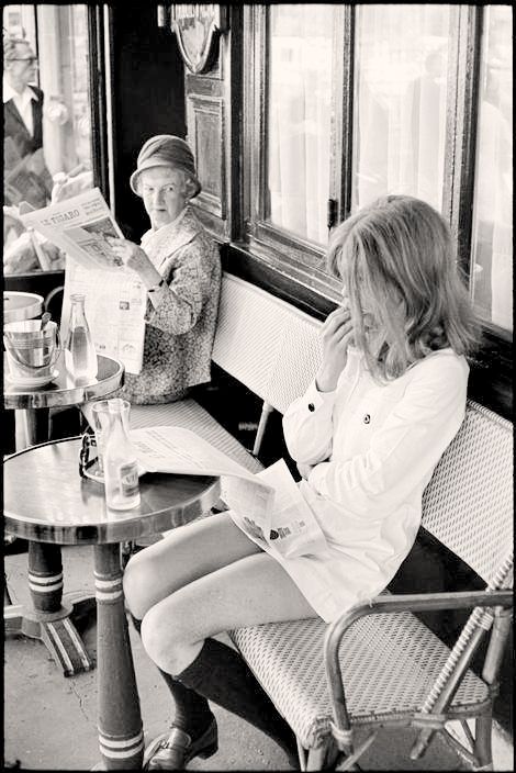 Brasserie Lipp Paris, Street Photography Paris, John Russell, Henri Cartier Bresson, Parisian Lifestyle, Paris Chic, Famous Photographers, Magnum Photos, Saint Germain