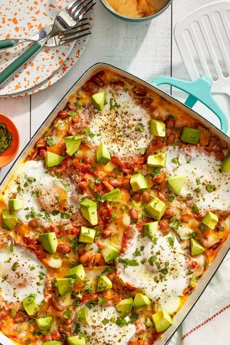 Huevos Rancheros Casserole Recipe Huevos Rancheros Casserole, Huevos Rancheros Breakfast, Hardy Meals, Huevos Rancheros Recipe, Breakfast Casseroles, Big Breakfast, My Breakfast, Recipe Blog, Simply Recipes