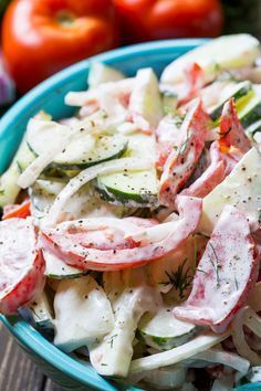 Creamy Tomato and Cucumber Salad Creamy Cucumber Tomato Salad, Tomato And Cucumber Salad, German Cucumber Salad, Tomato And Onion Salad, Tomato And Cucumber, Sliced Tomatoes, Tomato Salad Recipes, Creamy Cucumber Salad, Cucumbers And Onions