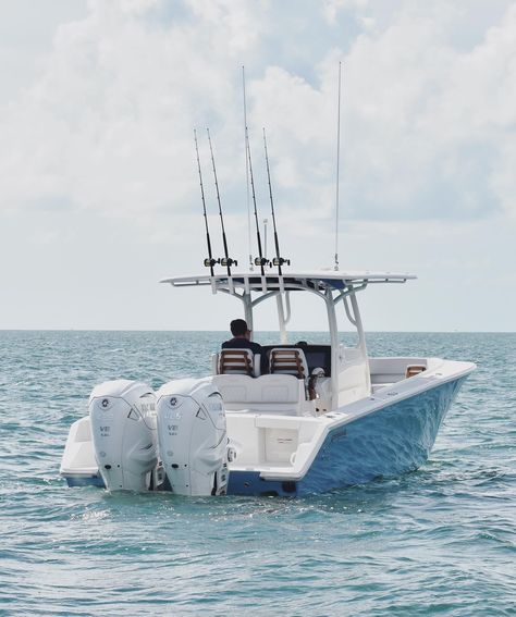 Searay Boats, Grady White Boats, Saltwater Boats, Offshore Fishing Boats, Center Console Fishing Boats, Fishing Yachts, Sea Ray Boat, Offshore Boats, Tracker Boats