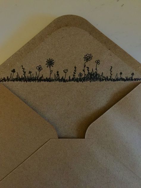 Vintage Letters And Envelopes, Envelope Vintage Aesthetic, Envelope Art Drawing Ideas, Pen Pal Letters Aesthetic Vintage, Aesthetic Letter Envelope, Aesthetic Envelope Ideas, Envelope Ideas Aesthetic, Pen Pal Envelopes Ideas, Drawing On Envelopes