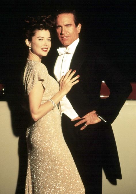 Young Warren Beatty, Annette Benning, Dance Partner, Annette Bening, Best Costume Design, Warren Beatty, Hollywood Costume, Phoenix Art, Weddings By Color