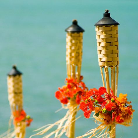 tiki torches with flamboyant    [Destination wedding design by www.suncelebrations.com :: images courtesy www.qstudiovi.com ] Tropic Wedding, Contemporary Wedding Decor, Tiki Garden, Tiki Wedding, Luau Theme Party, Luau Theme, Patio Inspiration, Caribbean Wedding, Beach Wedding Inspiration