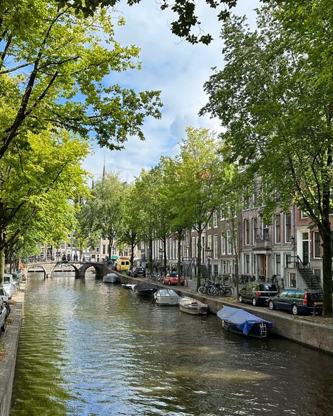 Travel Amsterdam, Amsterdam Canals, Amsterdam Travel, Summer 3, Travel Aesthetic, Amsterdam, Netherlands, Travel, Pins