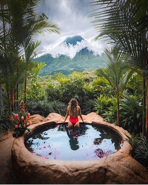 We travelled through the jungle into cloud forests went to topaz blue waterfalls camped out in pristine beaches annnnd of course... got to hang out by the massive volcano. Arenal Volcano from The Springs Resort via @braybraywoowoo!  #CostaRicaExperts #CostaRica #puravida #travelcostarica #crfanphotos #costaricaphoto #costaricagram #costaricapuravida #visitcostarica Costa Rica Nature, Arenal Costa Rica, Fortuna Costa Rica, Visit Costa Rica, Scenery Photography, Costa Rica Travel, Spring Resort, Wild Adventures, Central America