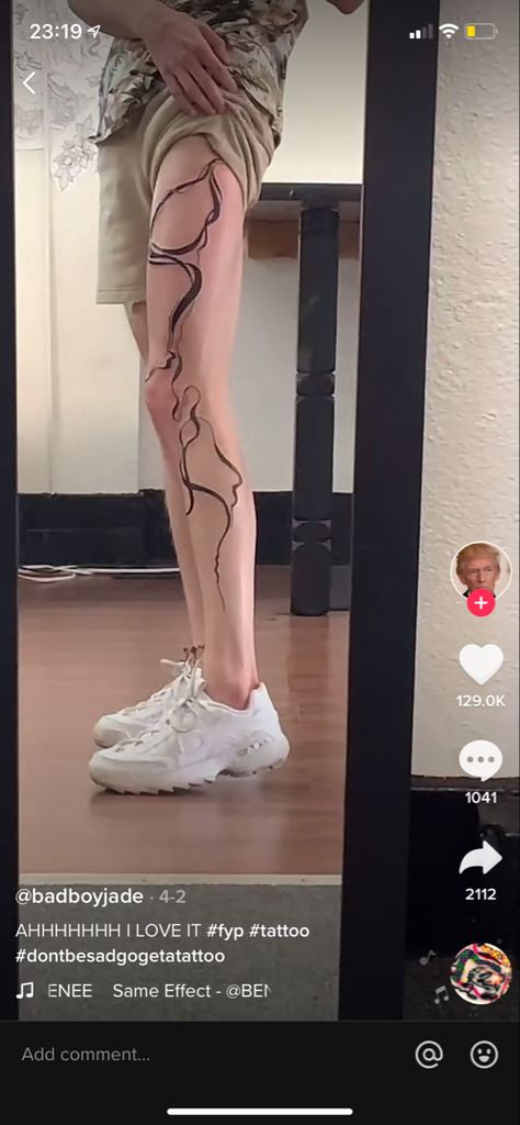 Leg Lines Tattoo, Line Leg Tattoo, Tattoo Wrapping Around Thigh, Line Tattoo On Thigh, Leg Line Tattoo, Line Tattoo Thigh, Tattoo Around The Knee, Drawing On Thigh, Line Tattoo Leg