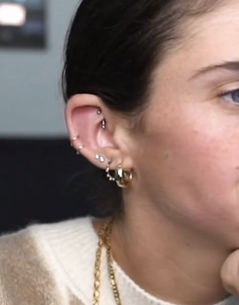 Kelsey Kreppel Ear Piercings, Big Ears Piercing, Scar Jo Ear Piercings, Snakebite Midi Piercing, Lesbian Ear Piercings, Snakebite Midi Ear Piercing, Kelsey Kreppel Piercings, Dua Lipa Ear Piercings, Snakebite Ear Piercing