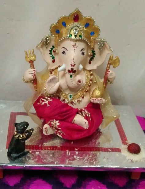 Ganpati Idol At Home, Home Made Clay, Ganpati Idol, Ganesh Decoration, Wooden Temple For Home, Ganapati Decoration, Ganesha Idol, Ganpati Ji, Baby Ganesha