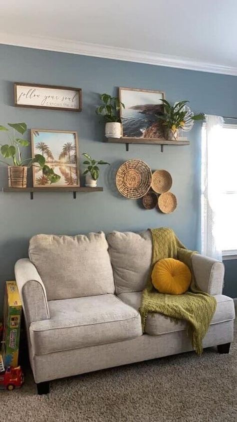 Decor Over Couch, Decor Above Couch, Above Couch Decor, Couch Wall Decor, Sofa Wall Decor, Decor Shelves, Shelf Decor Living Room, Shelves Ideas, Wall Aesthetic