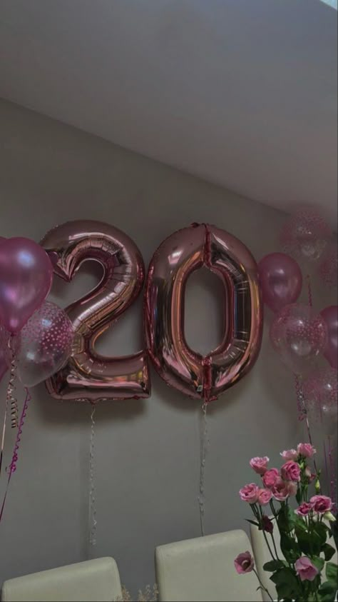 20 Balloons Birthday, 20th Birthday Balloons, 20 Balloons, My Birthday 22 Wallpaper, 20th Birthday Decorations, 19 Birthday Balloons Aesthetic, It's My Birthday 20, 17 Birthday Balloons Aesthetic, Birthday 20