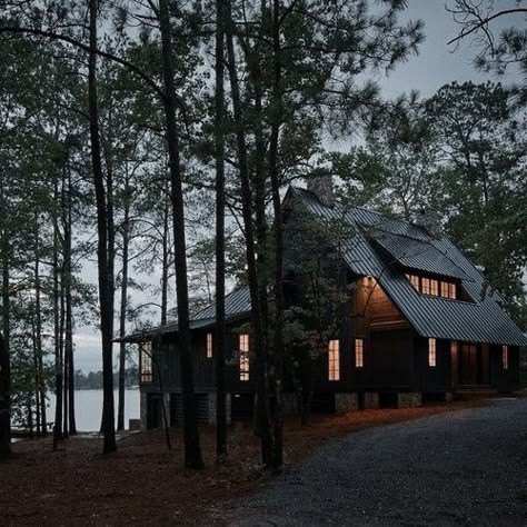 Dark Lake House Aesthetic, Lake House Aesthetic Dark, Creepy Lake House, Lake House Dark Aesthetic, Twilight Aesthetic House, House By The Lake Aesthetic, The Ravenhood Series Aesthetic, The House Across The Lake Book Aesthetic, The House Across The Lake Book