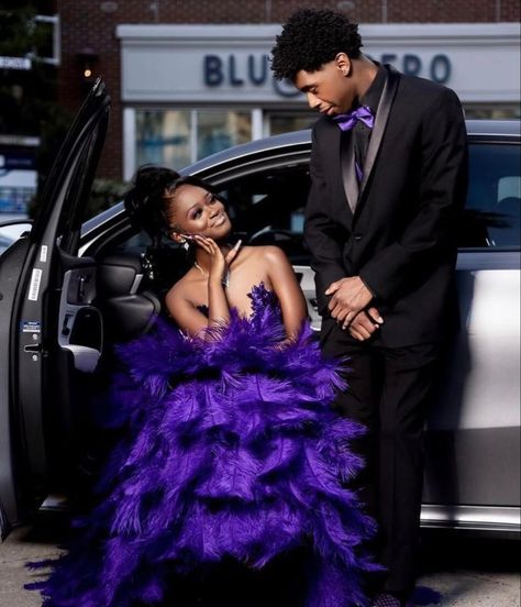 Purple Prom Dress Black Couple, Dark Purple Prom Dress Couple, Purple And Black Prom Couple, Dark Purple Prom Couple, Purple Prom Dress Couple, Prom Outfits Couples, Purple Prom Couple, Prom Guys Outfits, Couple Prom Outfits