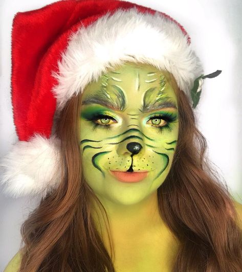 𝐀𝐛𝐛𝐢𝐞 𝐋𝐲𝐨𝐧𝐬 🦋🌸🍒🌈💜✨💐 on Instagram: ““You’re a mean one, MR. GRINCH!”🎄 Does anyone else feel like it’s still September?? It’s Christmas next week🤯 I took some inspo for the…” Lady Grinch Costume, Grinch Makeup, Grinch Costume, Grinch Costumes, Mr Grinch, Christmas Costumes, Re A, Inspirational Tattoos, Next Week