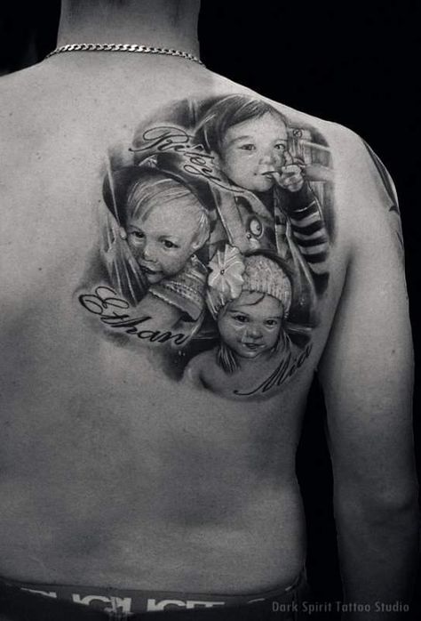 Shoulder Portrait Tattoo, Portrait Tattoo Placement For Women, Family Portrait Tattoo Ideas, Wife Portrait Tattoo, Back Portrait Tattoo, Leg Portrait Tattoo, Family Portrait Tattoo, Baby Portrait Tattoo, Realistic Portrait Tattoo