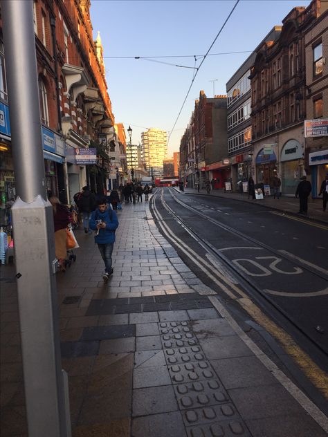 George Street Croydon Surrey England on Tuesday 24 January 2017 Thornton Heath, Croydon London, Surrey England, Uk Homes, Old And New, England, Castle, Places To Go, Street View