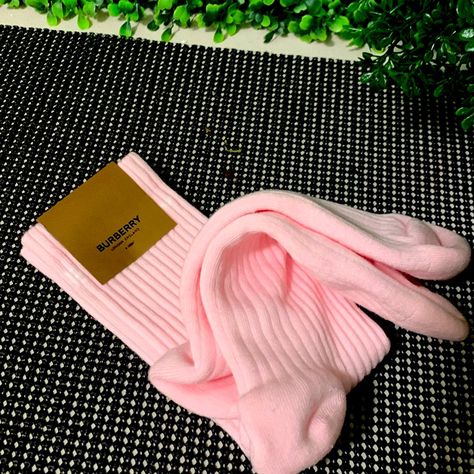 Light Pink With Burberry Written In White Socks Burberry Street Style, Burberry Socks, Burberry Pink, Oc Outfits, Burberry Vintage, Burberry Accessories, Closet Organizer, White Socks, Accessories Brand