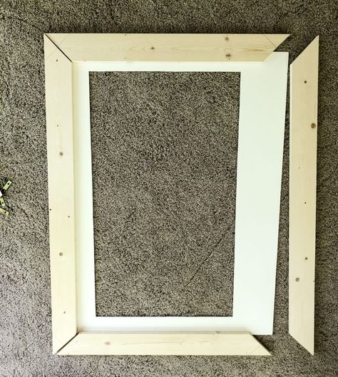 Large picture frames can be hundreds of dollars! Read this full tutorial on how to build your own large DIY picture frame with a mat for less than $25! #fromhousetohaven #diypictureframe #diyprojecttutorial Matting Pictures Diy, Frame Matting Diy, Build A Picture Frame, Diy Photo Frame Cardboard, Wall Frame Design, Diy Picture Frame, Making Picture Frames, Picture Frame Mat, 8x10 Picture Frames