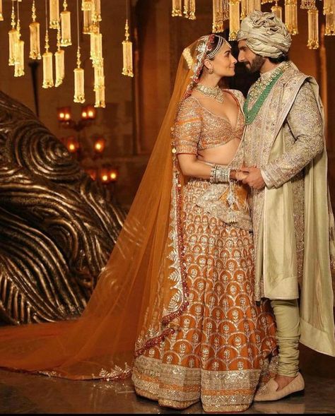 Rocky Aur Rani Wedding, Wedding Poses For Bride And Groom Indian, Bride Groom Photos Indian, Golden Sherwani Grooms, Groom Sherwani Indian Latest, Bride Poses Indian Wedding, Wedding Shoot Indian, Bride And Groom Indian Wedding Outfit, Hindu Couple