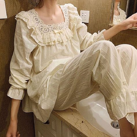 ˋ°•*⁀➷【Each finger is weak, but together we shall make a mighty fist … #romance #Romance #amreading #books #wattpad Vintage Pajamas, Cottagecore Clothes, Pyjamas Set, Vintage Nightgown, Vintage Lady, Sleepwear Sets, Embroidery Lace, Cotton Pyjamas, Flower Embroidery