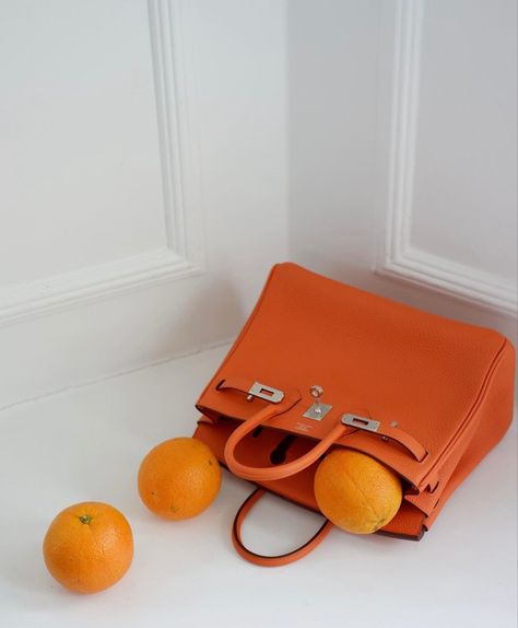 Orange Bag Aesthetic, Orange Birkin, Hermes Birkin Orange, Hermes Orange, Orange Boxes, Bags Aesthetic, Orange Bag, Hermes Birkin, Orange Yellow