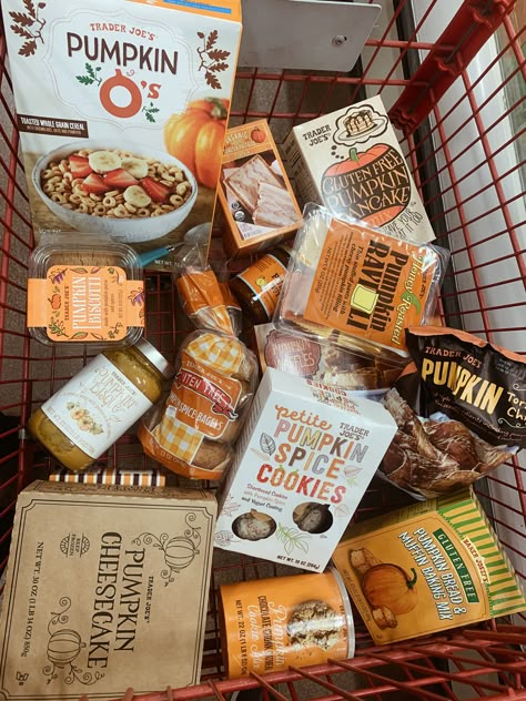 Pumpkin Trader Joes, Trader Joes Fall Snacks, Trader Joes Fall Items, Trader Joes Fall 2023, Fall Trader Joe’s, Fall Core, Trader Joes Food, Fall Feeling, Autumn Blessings