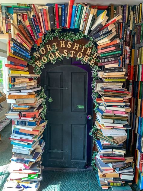 Northshire bookstore arched doorway made of books popular touristy stop in manchester VT Northshire Bookstore, Book Store Ideas, Books Popular, Book Arch, Things To Do In Manchester, Vermont Trip, Book Decorations, Bookstore Ideas, Manchester Vt