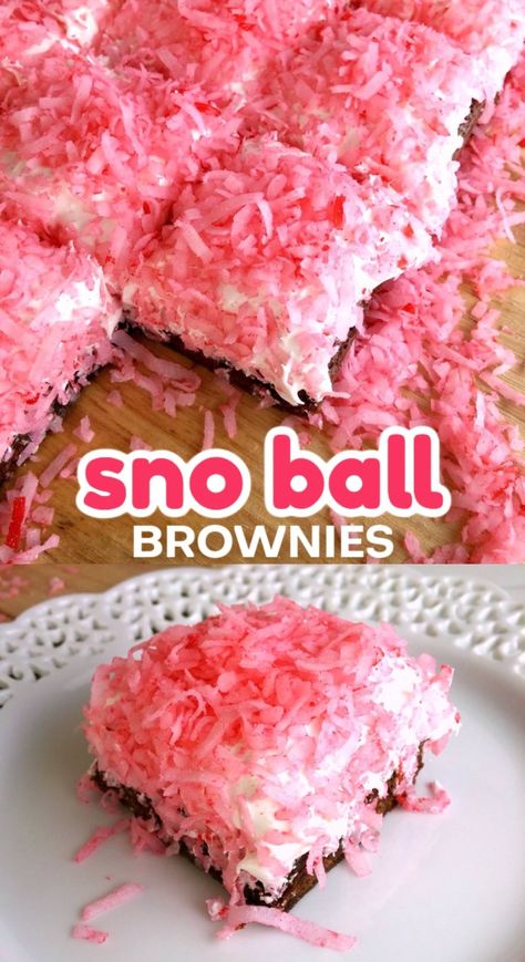 An easy recipe for fudgy brownies, marshmallow buttercream and coconut just like the classic Hostess Sno Ball snack cakes! Hostess Snack Cakes, Hostess Snacks, Snack Cakes, Monkey Bread, Köstliche Desserts, Snack Cake, Yummy Desserts, Yummy Sweets, Brownie Recipes