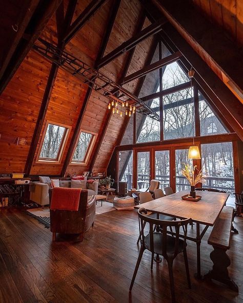 48 Small Cabin Decorating Ideas,Rustic Cabin Decor,diy cabin decor ideas Triangle Cottage, Loft Luxury, Cabin Plans With Loft, Diy Cabin, A Frame Cabins, A Frame House Plans, Frame Cabin, Casa Country, Frame House