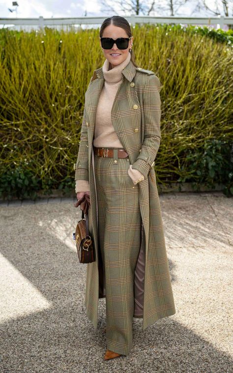 Races Fashion 2023, Cheltenham Races Outfits Winter, Lace Winter Outfit, Cheltenham Races Fashion, Holland Cooper Outfits, Cheltenham Races Outfits, Cheltenham Races, Race Day Fashion, Holland Cooper