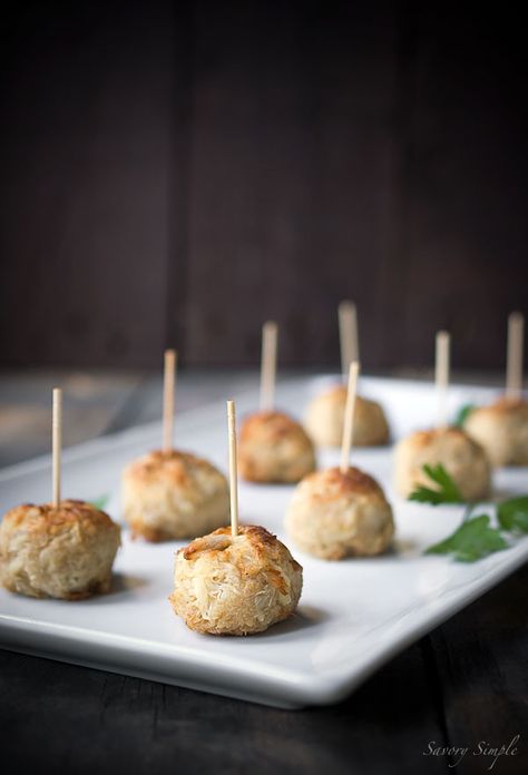 Jumbo Lump Crab Cake Bites are a perfect lightened up party #appetizer! Crab Cake Bites, Halloween Appetizers For Adults, Halloween Food For Adults, Salami Chips, Jumbo Lump Crab, Crab Recipe, Lump Crab Cakes, Crab Feast, Cake Celebration