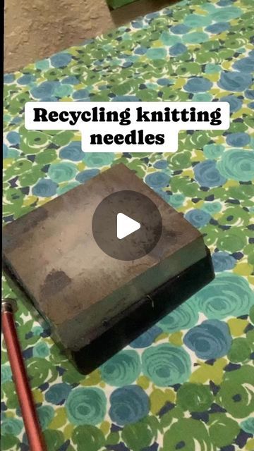 She Do Redo on Instagram: "I don’t share much about these-but I’m still making bracelets, earrings, and bag tags from knitting needles!  #knitting #knittingaddict #knittinginspiration #knittinglove #knittinginstagram #upcycledfashion #upcycling #diy #diychristmasgifts" Upcycling Diy, Making Bracelets, Upcycled Fashion, Knitting Inspiration, Diy Christmas Gifts, Art Jewelry, Knitting Needles, Bag Tags, Metal Jewelry