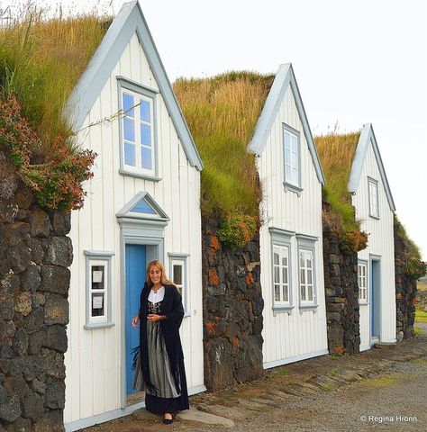 Iceland Photography Landscapes, Iceland House, Iceland Wallpaper, Iceland Hotels, Turf House, North Iceland, Iceland Photography, Living Roofs, Earthship