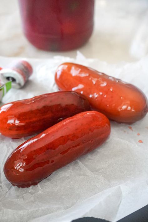 chamoy pickles Chamoy Pickles, Chamoy Sauce, Summertime Snacks, How To Make Pickles, Best Pickles, Mexican Sauce, Mexican Snacks, Fruit Roll, Fruit Roll Ups