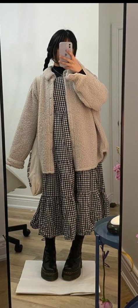 Japanese Outfits Casual, Grandmacore Outfit, Japanese Outfits, Looks Style, Japanese Fashion, Fall Winter Outfits, Modest Outfits, Asian Fashion, Modest Fashion